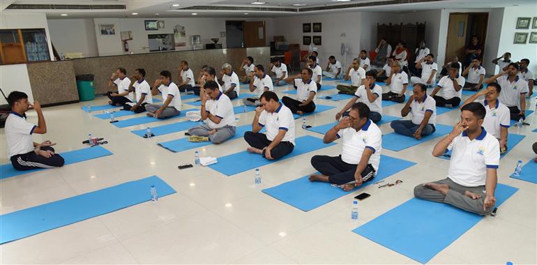 The Secretary, Ministry of Information & Broadcasting, Shri Sanjay Jaju participated in the 11th International Day of Yoga celebrations at National Media Centre, in New Delhi on June 21, 2025.:Ministry of Information & Broadcasting