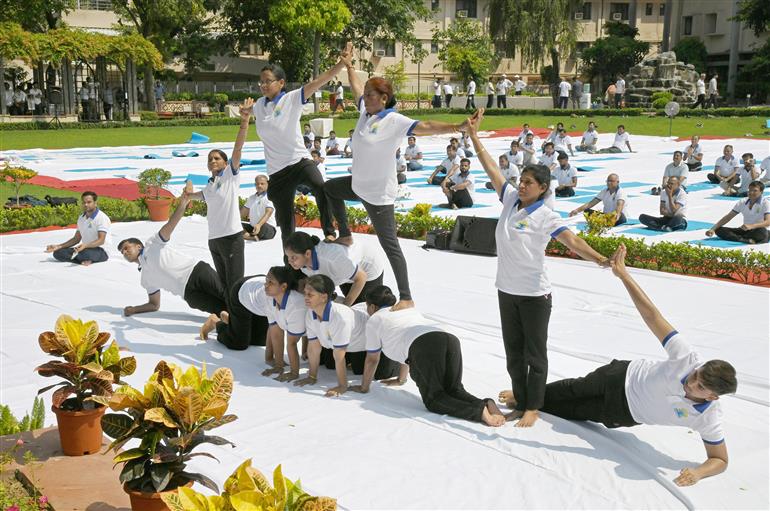 Glimpses of 11th International Yoga Day celebrations organised by UPSC at UPSC headquarter, in New Delhi on June 21, 2025. The Chairman, UPSC, Dr. Ajay Kumar is also presents.:UPSC