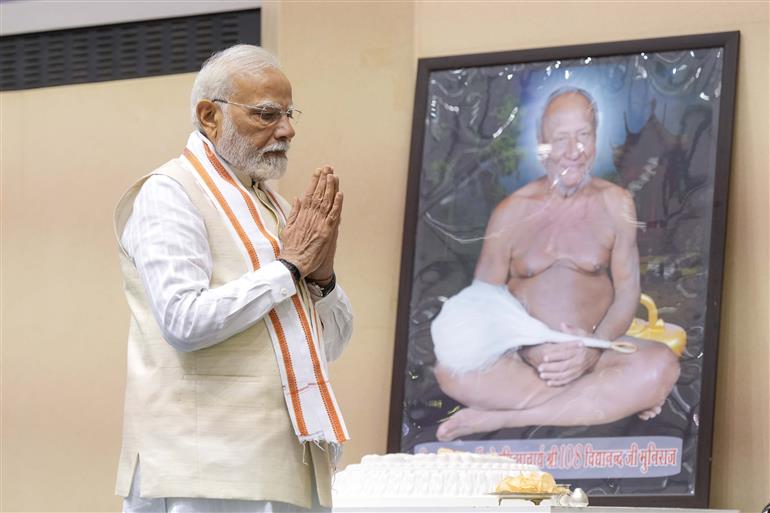 PM pays tribute to Acharya Vidyanand Ji Maharaj on his 100th birth anniversary at Vigyan Bhawan, in New Delhi on June 28, 2025.