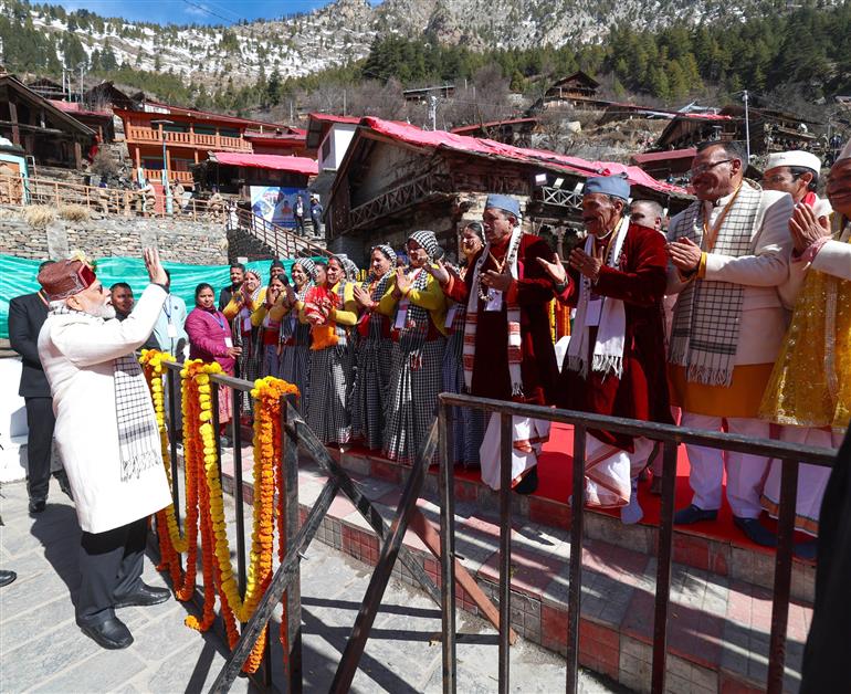 
PM performs darshan, pooja and viewing of Himalaya at the winter seat of Maa Ganga in Mukhwa, Uttarakhand on March 06, 2025.
