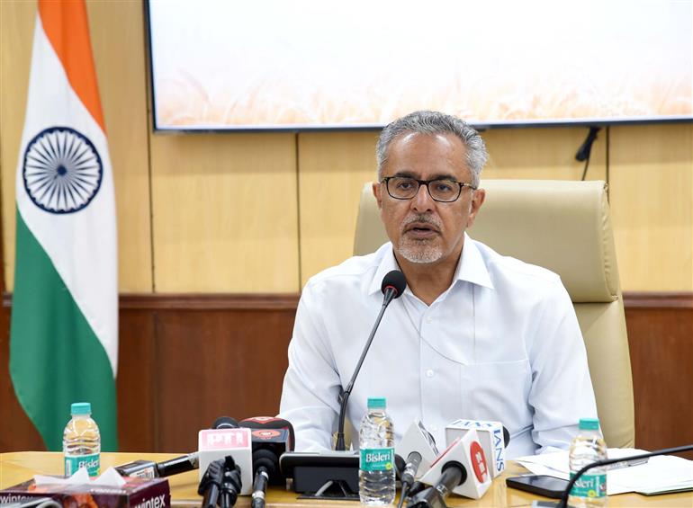 The Secretary, Department of Food and Public Distribution, Shri Sanjeev Chopra briefing media on ‘Procurement of Wheat, Price of Essential Commodities and other key subject’ at Krishi Bhawan, in New Delhi on May 01, 2025.