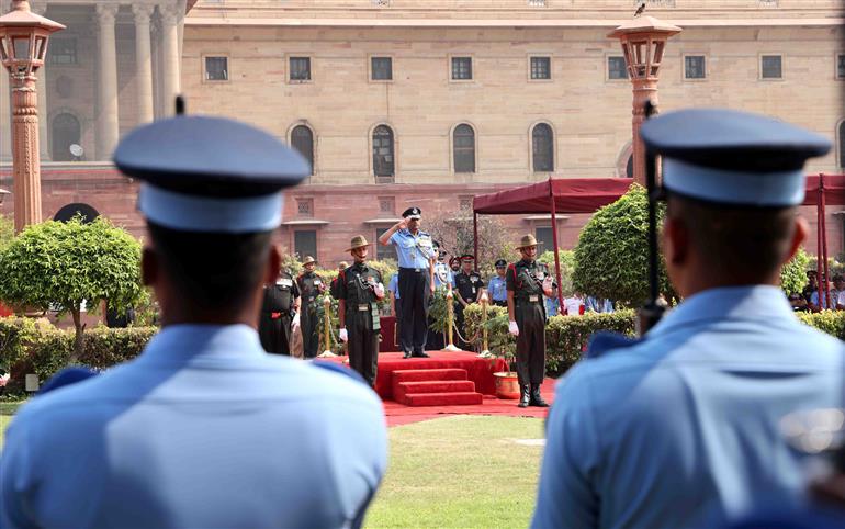 Air Marshal Ashutosh Dixit, before assuming the appointment of Chief of Integrated Defence Staff (CISC) at Headquarters, Integrated Defence Staff. He inspecting the ceremonial Tri-Service Guard of Honour at the South Block lawns, New Delhi on May 01, 2025.