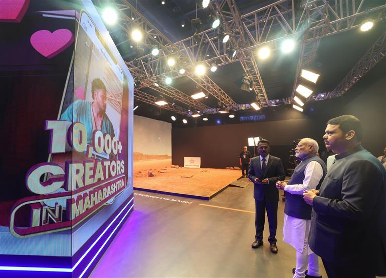 PM took a walkthrough of exhibition showcased at the inauguration of the World Audio Visual and Entertainment Summit 2025 in Mumbai, Maharashtra on May 01, 2025.:Prime Minister