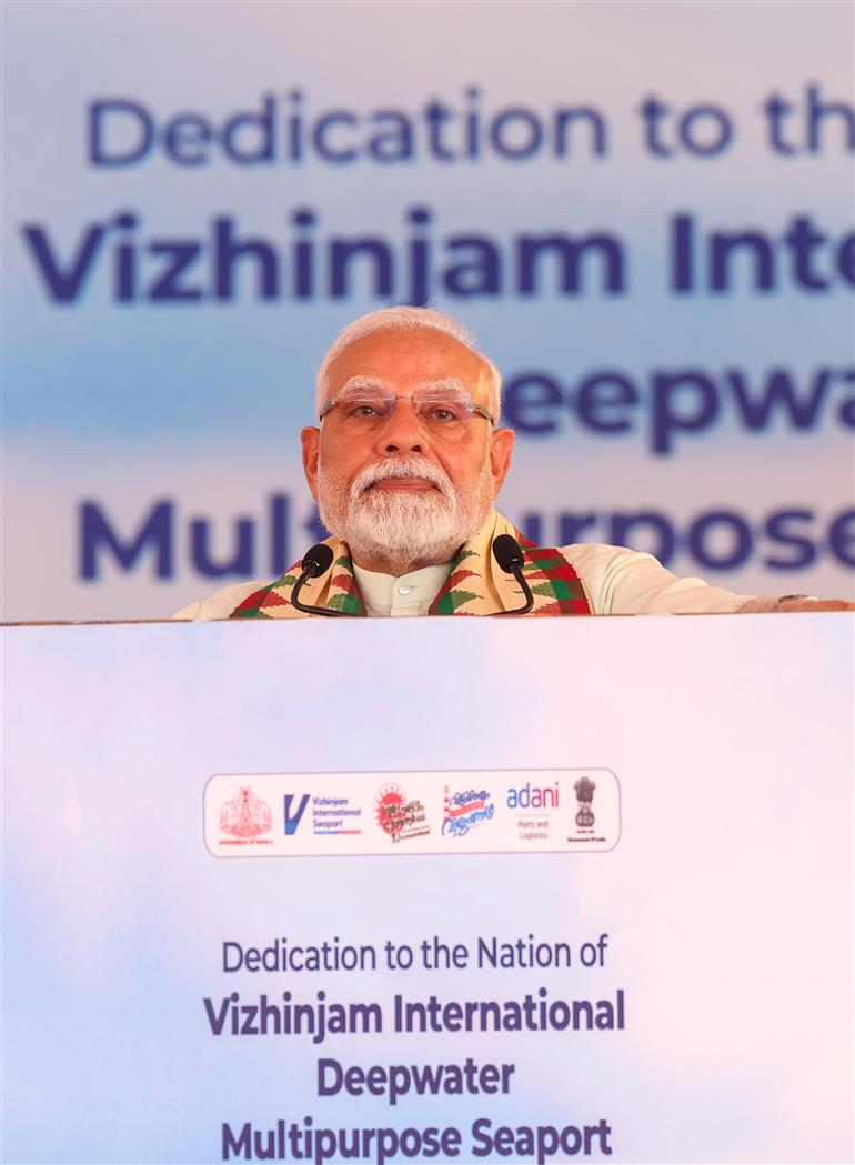 PM addressing at the inauguration of Vizhinjam International Seaport in Thiruvananthapuram, Kerala on May 02, 2025.