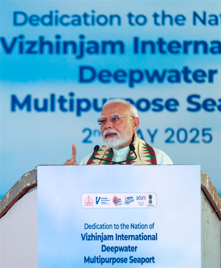PM addressing at the inauguration of Vizhinjam International Seaport in Thiruvananthapuram, Kerala on May 02, 2025.