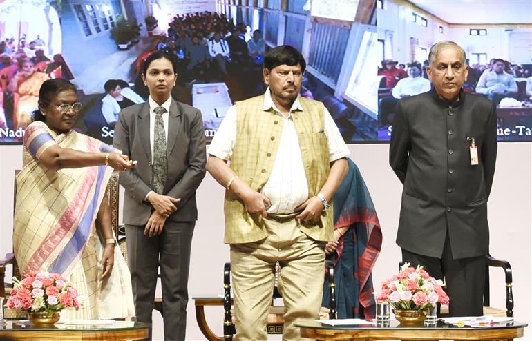 The President of India, Smt. Droupadi Murmu launches the Senior Citizen Welfare Portal at ‘Ageing with Dignity’ at Rashtrapati Bhavan, in New Delhi on May 02, 2025.