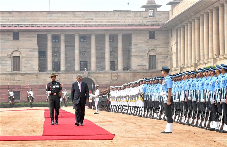 The President of the Republic of Angola, Mr. Joao Manuel Goncalves Lourenco accorded ceremonial reception at Rashtrapati Bhavan, in New Delhi on May 03, 2025.