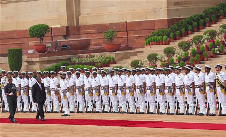 PM attends the Ceremonial Reception of the President of the Republic of Angola, Mr. Joao Manuel Goncalves Lourenco at Rashtrapati Bhavan, in New Delhi on May 03, 2025.