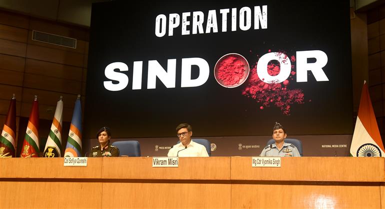 The Secretary, Ministry of External Affairs, Shri Vikram Misri briefing the media on ‘Operation Sindoor’ in presence of Colonel Sofiya Qureshi and Wing Commander Vyomika Singh at National Media Centre, in New Delhi on May 07, 2025.:Ministry of Defence