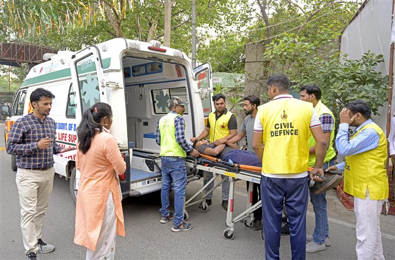 Glimpses of ‘MOCK DRILL’ at Dilshad Garden, in Delhi on May 07, 2025.:Ministry of Information & Broadcasting
