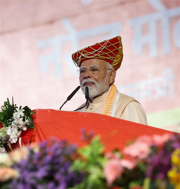 PM addressing at the Mahila Sashaktikaran Mahasammelan Programme held on the occasion of 300th birth anniversary of Lokmata Devi Ahilya Bai Holkar at Bhopal, in Madhya Pradesh on May 31, 2025.