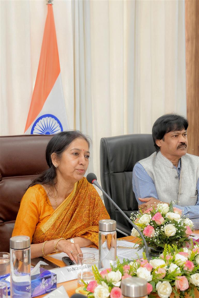 The Controller General of Communication Accounts (CGCA), Smt. Vandana Gupta addressing at the inauguration of the All India Digital Life Certificate Campaign at Sanchar Lekha Bhawan, in New Delhi on November 03, 2025.