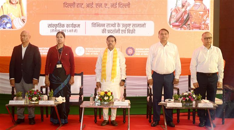 The Minister of State for Consumer Affairs, Food & Public Distribution and Social Justice & Empowerment, Shri B. L. Verma attends the Shilp Samagam Mela 2025 at Dilli Haat INA, in New Delhi on November 03, 2025. 