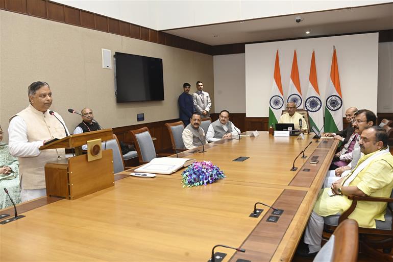 The Vice-President of India and Chairman, Rajya Sabha, Shri C. P. Radhakrishnan administered the oath to Shri Sat Paul Sharma as an elected Member of the Rajya Sabha at Parliament House, in New Delhi on November 06, 2025. Hon’ble Union Ministers Shri J. P. Nadda and Dr. Jitendra Singh, along with other dignitaries, were present during the oath-taking ceremony.