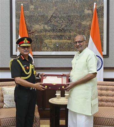 The Chief of the Army Staff, General Upendra Dwivedi, called on the Hon’ble Vice-President Shri C. P. Radhakrishnan at the Vice-President’s Enclave, in New Delhi on November 08, 2025.
