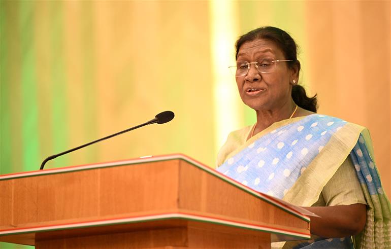 The President of India, Smt Droupadi Murmu addressing the members of the Indian Community at Luanda, in Angola on November 10, 2025.