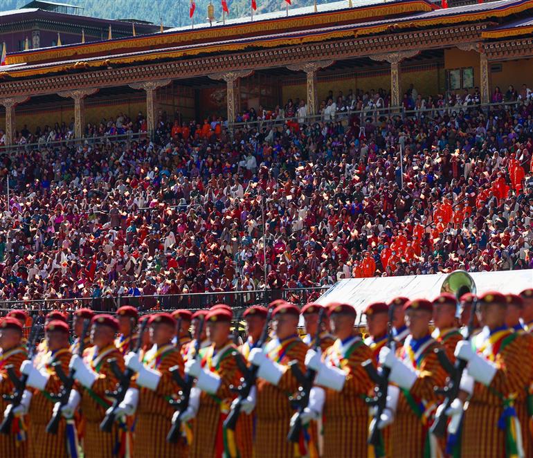 प्रधानमंत्री श्री नरेन्द्र मोदी ने 11 नवंबर, 2025 को भूटान के थिम्पू में चांगलीमेथांग समारोह स्थल पर भूटान के चौथे नरेश ड्रुक ग्यालपो के 70वें जन्मदिन के उपलक्ष्य में आयोजित कार्यक्रम में शिरकत की।:Prime Minister's Office प्रधानमंत्री श्री नरेन्द्र मोदी ने 11 नवंबर, 2025 को भूटान के थिम्पू में चांगलीमेथांग समारोह स्थल पर भूटान के चौथे नरेश ड्रुक ग्यालपो के 70वें जन्मदिन के उपलक्ष्य में आयोजित कार्यक्रम में शिरकत की।:Prime Minister