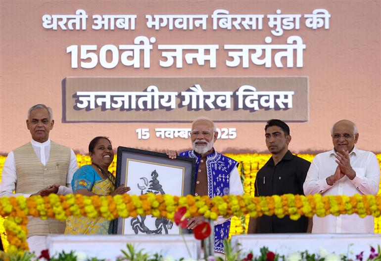 PM at the inauguration and laying the foundation stone of development projects at Narmada, in Gujarat on November 15, 2025.