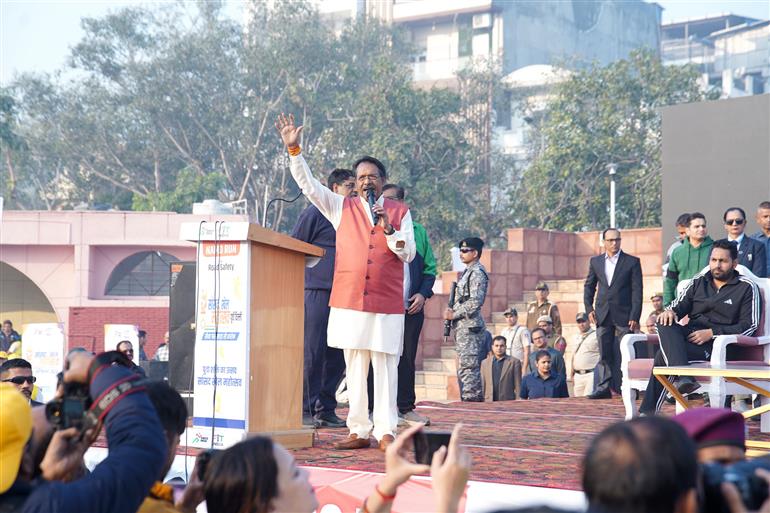 The Minister of State for Road Transport and Highways and Corporate Affairs, Shri Harsh Malhotra addressing the gathering at the flagging-off ceremony of the NAMO Run for importance of road safety awareness and fitness among citizens organized under the Sansad Khel Mahotsav-2025 at Yamuna Sports Complex, in New Delhi on November 16, 2025.