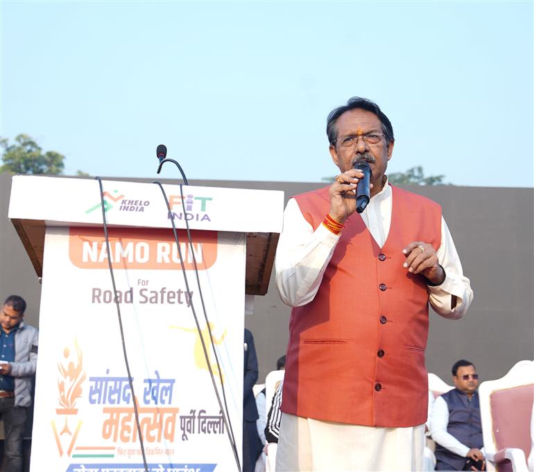 The Minister of State for Road Transport and Highways and Corporate Affairs, Shri Harsh Malhotra addressing the gathering at the flagging-off ceremony of the NAMO Run for importance of road safety awareness and fitness among citizens organized under the Sansad Khel Mahotsav-2025 at Yamuna Sports Complex, in New Delhi on November 16, 2025.