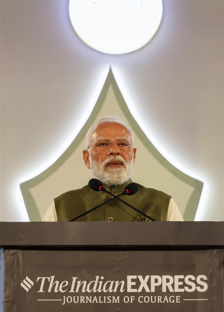PM addressing the gathering at the 6th Ramnath Goenka Lecture, in New Delhi on November 17, 2025.