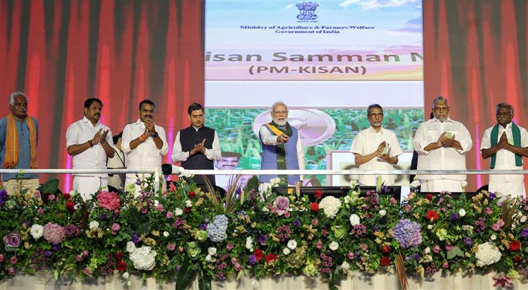 PM releases the 21st instalment of PM-KISAN during the inauguration of the South India Natural Farming Summit 2025 at Coimbatore, in Tamil Nadu on November 19, 2025.