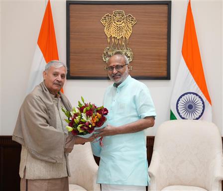 The Minister of State (Independent Charge) for Statistics & Programme Implementation, Planning (Independent Charge) and Culture, Shri Rao Inderjit Singh accompanied by senior officials of NITI Aayog and MoSPI called on the Vice President of India, Shri C. P. Radhakrishnan at Parliament House, in New Delhi on November 21, 2025.