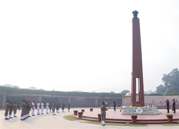 The Defence Secretary Shri Rajesh Kumar Singh lays wreath and pays glowing tributes to the fallen heroes during the 78th Raising Day of the National Cadet Corps at the National War Memorial, in New Delhi, on November 22, 2025.