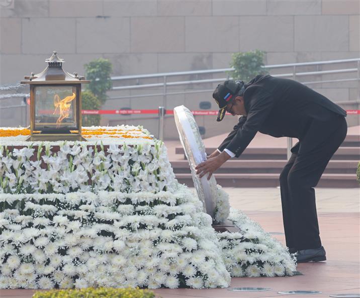 The Defence Secretary Shri Rajesh Kumar Singh lays wreath and pays glowing tributes to the fallen heroes during the 78th Raising Day of the National Cadet Corps at the National War Memorial, in New Delhi, on November 22, 2025.