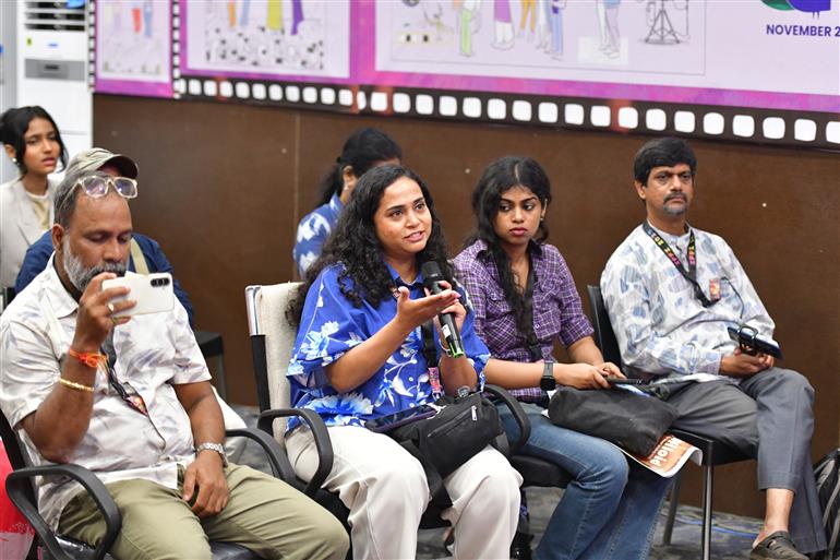A media person engaging with the crew of the Film Tanvi The Great at Press Conference of the movie Tanvi The Great at (IFFI-2025), in Goa on November 23, 2025.
