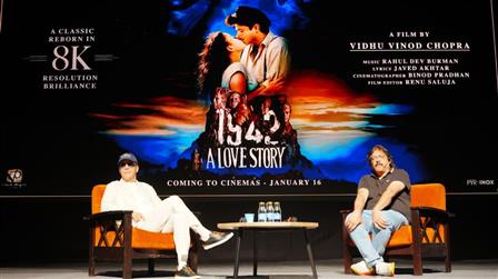 Filmmaker Vidhu Vinod Chopra and award-winning writer Abhijat Joshi engaging in an insightful conversation on life, cinema, and the power of storytelling at (IFFI-2025), in Goa on November 23, 2025.