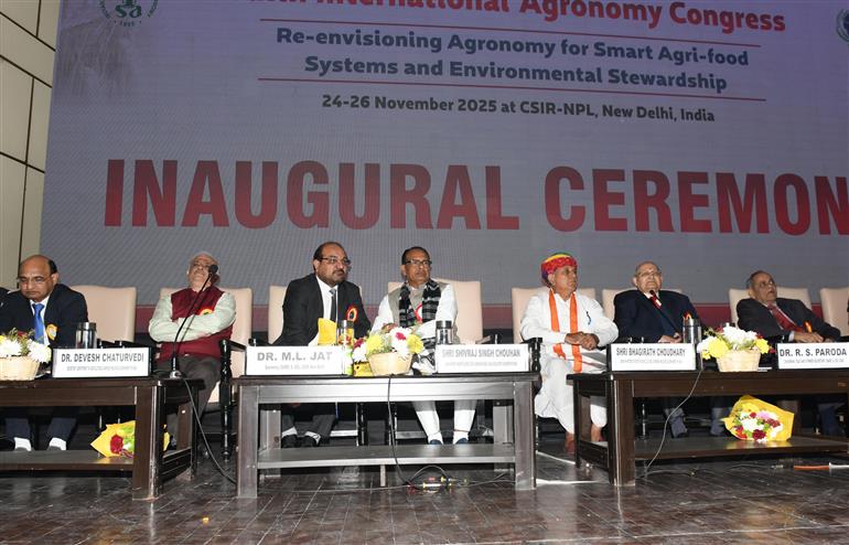 The Union Minister of Agriculture & Farmers Welfare and Rural Development, Shri Shivraj Singh Chouhan at the inaugural Ceremony of the Sixth International Agronomy Congress at CSIR-NPL, in New Delhi on November 24, 2025. The Minister of State for Agriculture and Farmers Welfare, Shri Bhagirath Choudhary is also present.