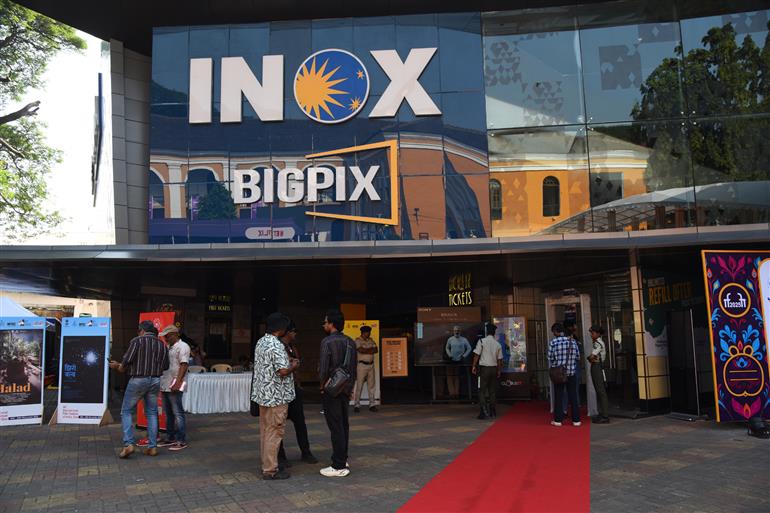 21 नवंबर, 2025 को गोवा में 56वें भारतीय अंतर्राष्ट्रीय फिल्म महोत्सव के दौरान आईनॉक्स  फीचर की झलकियां।