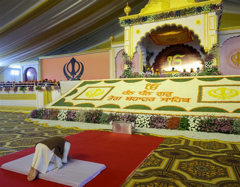 PM pays Tribute on the 350th Shaheedi Diwas of Sri Guru Teg Bahadur ji, at Kurukshetra, in Haryana on November 25, 2025.