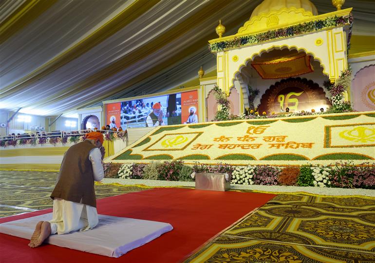 PM pays Tribute on the 350th Shaheedi Diwas of Sri Guru Teg Bahadur ji, at Kurukshetra, in Haryana on November 25, 2025.