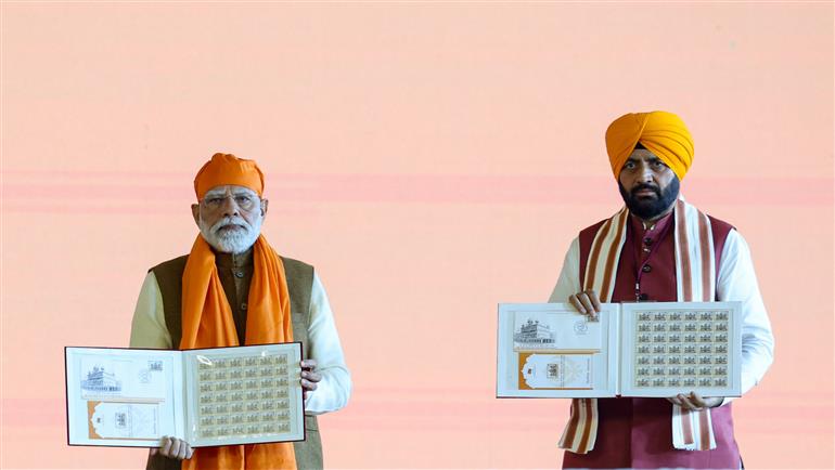 PM participates in a special programme commemorating the 350th Shaheedi Diwas of Guru Tegh Bahadur, the revered ninth Sikh Guru, at Kurukshetra, in Haryana on November 25, 2025.