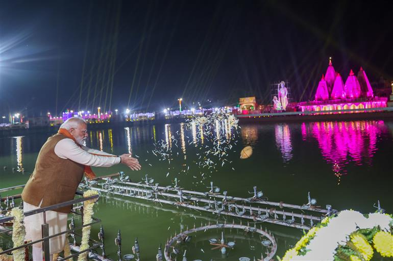PM performs Darshan and Pooja at Brahma Sarovar, Kurukshetra, in Haryana on November 25, 2025.