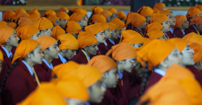 25 नवंबर, 2025 को हरियाणा के कुरुक्षेत्र में श्री गुरु तेग बहादुर जी के 350वें शहीदी दिवस पर उपस्थित लोग। इस अवसर पर प्रधानमंत्री श्री नरेन्द्र मोदी संबोधित करते हुए।