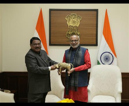 The Union Minister for Tribal Affairs, Shri Jual Oram called on the Vice-President of India, Shri C. P. Radhakrishnan along with senior officials of the Ministry at Parliament House, in New Delhi on November 24, 2025.