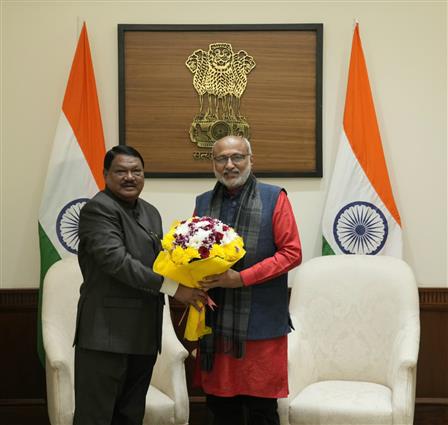 The Union Minister for Tribal Affairs, Shri Jual Oram called on the Vice-President of India, Shri C. P. Radhakrishnan along with senior officials of the Ministry at Parliament House, in New Delhi on November 24, 2025.