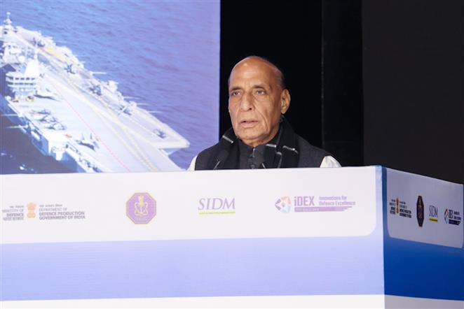 केंद्रीय रक्षा मंत्री श्री राजनाथ सिंह 25 नवंबर, 2025 को नई दिल्ली में भारतीय नौसेना के स्वावलंबन सेमिनार के चौथे संस्करण को संबोधित करते हुए।