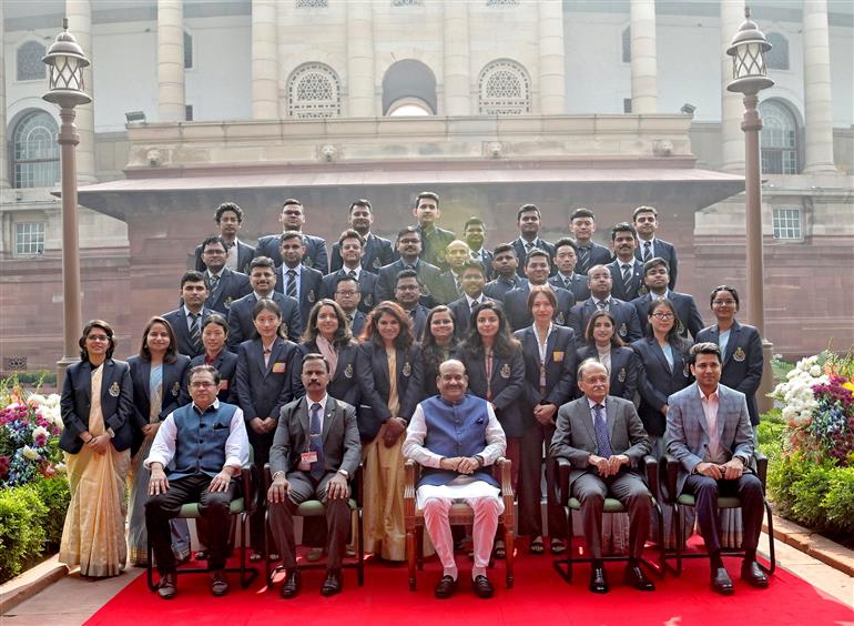 The Speaker of Lok Sabha, Shri Om Birla in a group photograph at the inaugural program of the Appreciation Course on Parliamentary Processes & Procedures, organized by the Lok Sabha Training Institute PRIDE for the Trainee Officers of the 76th Batch of the Indian Revenue Service (IRS-Customs & Indirect Taxes), in New Delhi on November 27, 2025.