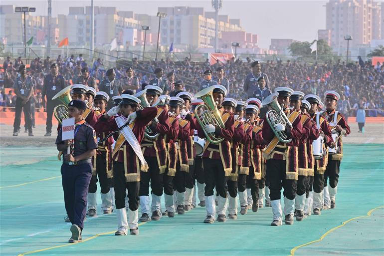 28 नवंबर, 2025 को उत्तर प्रदेश के लखनऊ में भारत स्काउट्स एंड गाइड्स के डायमंड जुबली सेलिब्रेशन के समापन समारोह की झलकियां। इस कार्यक्रम में राष्ट्रपति श्रीमती द्रौपदी मुर्मु शामिल हुईं।