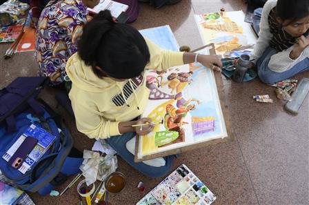 Creative posters at the Faculty of Visual Arts, IIT BHU brought alive the cultural bond between Tamil Nadu and Kashi. As part of the Kashi Tamil Sangamam 4.0 pre-event poster-making competition, students from Kashi Vidyapith and various institutions of IIT BHU participated, beautifully capturing shared heritage, traditions and the spirit of cultural exchange, in Varanasi on November 28, 2025.:Ministry of Education