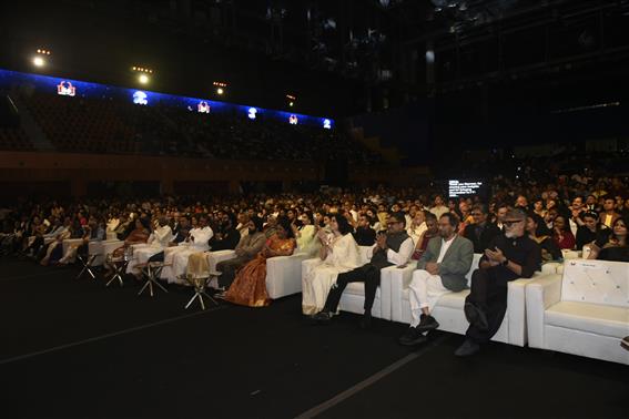 28 नवंबर, 2025 को गोवा में 56वें भारतीय अंतर्राष्ट्रीय फिल्म महोत्सव के समापन समारोह की झलकियां।