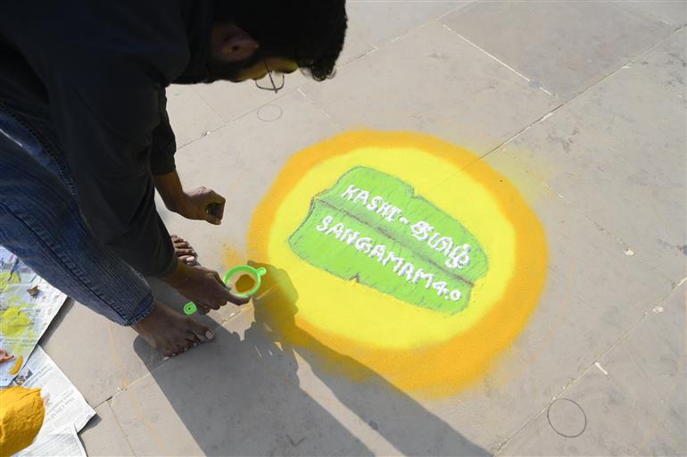 Students at Assi Ghat, Kashi brought alive the deep cultural bond between Tamil Nadu and Kashi. Organised by IIT BHU as part of the Kashi Tamil Sangamam 4.0 pre-event Rangoli Competition, participants illustrated temple architecture, folk art, mythology and cultural symbols, showcasing the unity of traditions and the shared cultural heritage of both regions, in Varanasi on November 29, 2025.:Ministry of Education