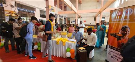 तमिलनाडु से छात्रों का पहला दल काशी के लिए 29 नवंबर, 2025 को रवाना हुआ जिससे भाषा, संस्कृति और साझी विरासत का सेतु सुदृढ़ होगा। वाराणसी में, गंगा के तट पर काशी पूरे उत्साह और सम्मान के साथ उनका स्वागत करती है।