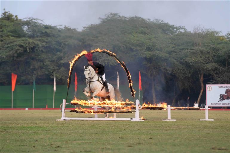 29 नवंबर, 2025 को नई दिल्ली में प्रेसिडेंट बॉडीगार्ड परेड ग्राउंड में प्रेसिडेंट पोलो कप एग्जीबिशन मैच की झलकियां। राष्ट्रपति श्रीमती द्रौपदी मुर्मु ने इस मैच का आनंद लिया।