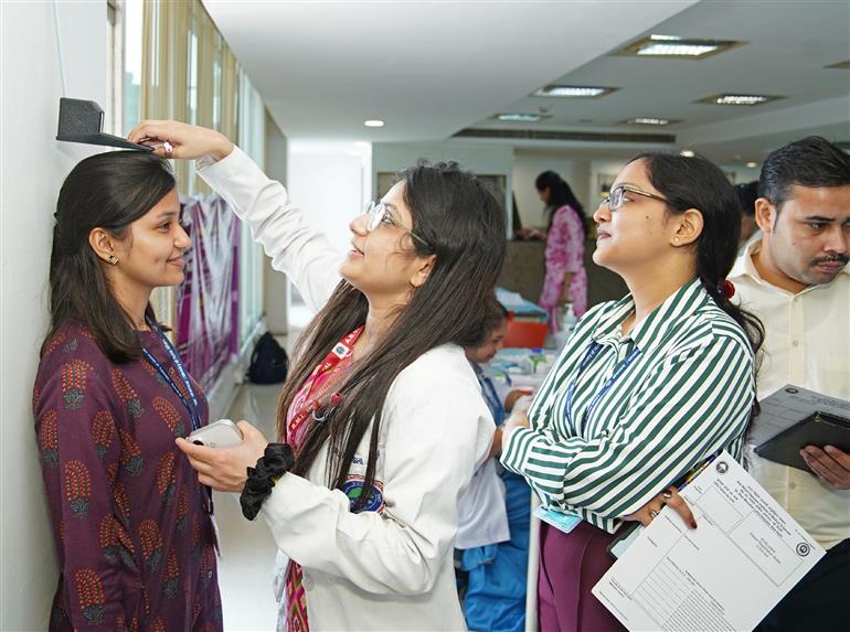 Glimpses of the Preventive Health Check-up and Consultation Camp integrative wellness camp Hosted by AYUSH PIB in Collaboration with AIIA and RML Hospital under ‘Swachhata hi seva campaign-2025’ to marking under the azadi ka amrit Mahotsav at National Media Centre, in New Delhi on October 01, 2025.