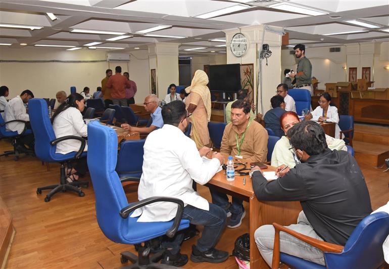 Glimpses of the Preventive Health Check-up and Consultation Camp integrative wellness camp Hosted by AYUSH PIB in Collaboration with AIIA and RML Hospital under ‘Swachhata hi seva campaign-2025’ to marking under the azadi ka amrit Mahotsav at Shastri Bhawan, in New Delhi on October 01, 2025.